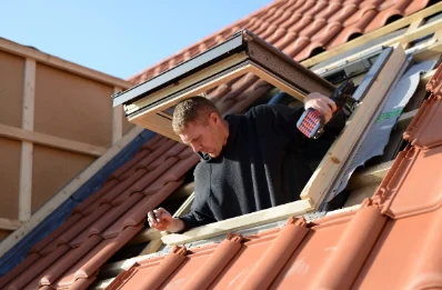 Pose de fenêtres de toit Velux à Gastins